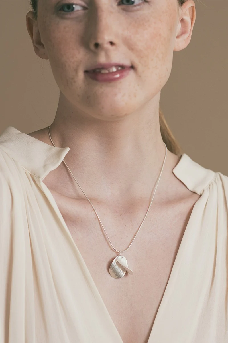 Kalevala Riemu riipus, hopea - Image 2