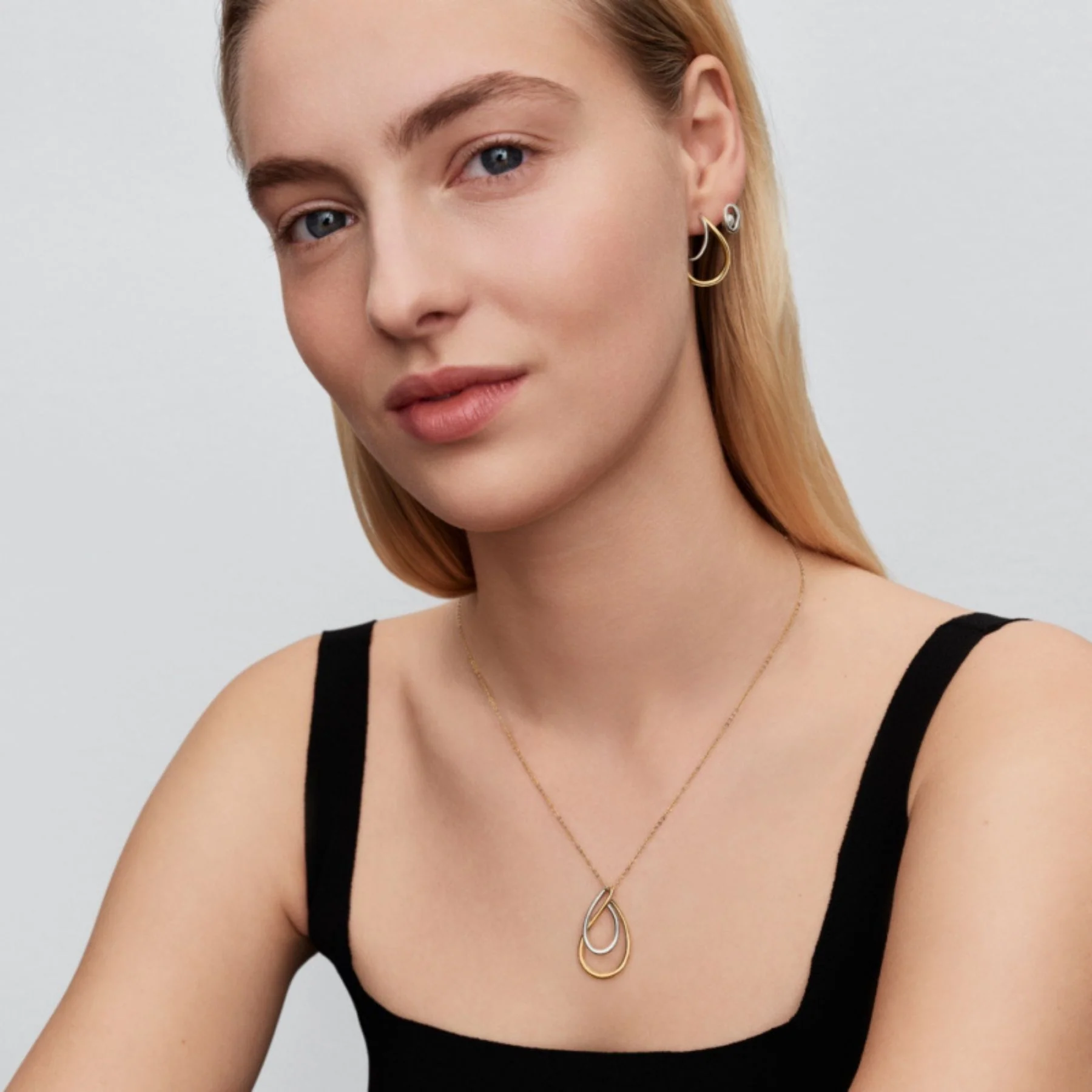 Pandora Essence Organically Shaped Oval & Treated Freshwater Cultured Pearl korvakorut, hopeaa, 293295C01 - Image 3