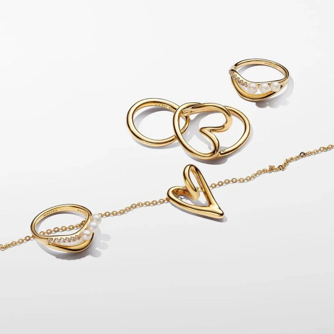 Pandora Essence Organically Shaped Heart sormus, keltakullattu, 163288C00 - Image 5