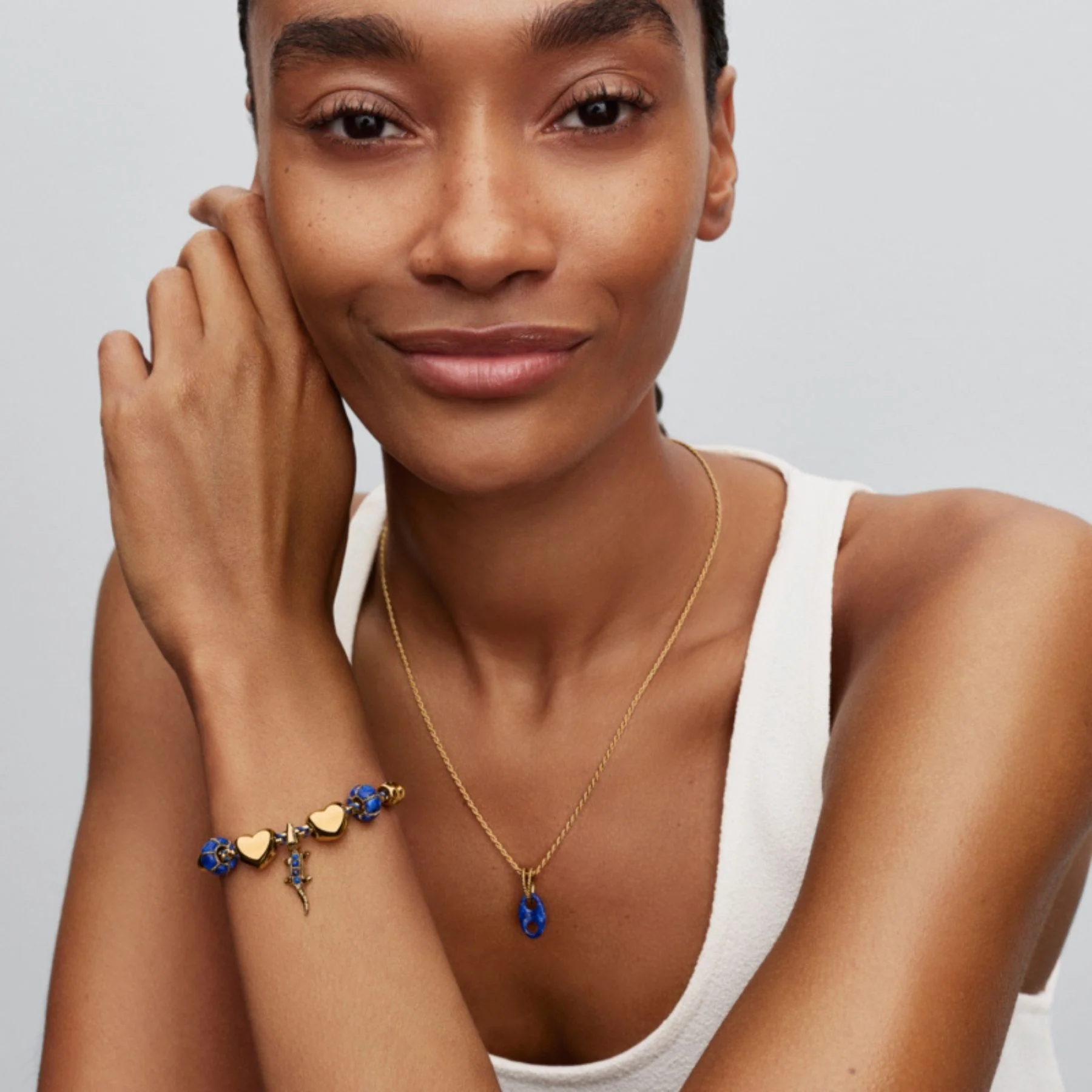 Pandora Moments Blue Cord Box Chain rannekoru, keltakullattu, 563816C02 - Image 4