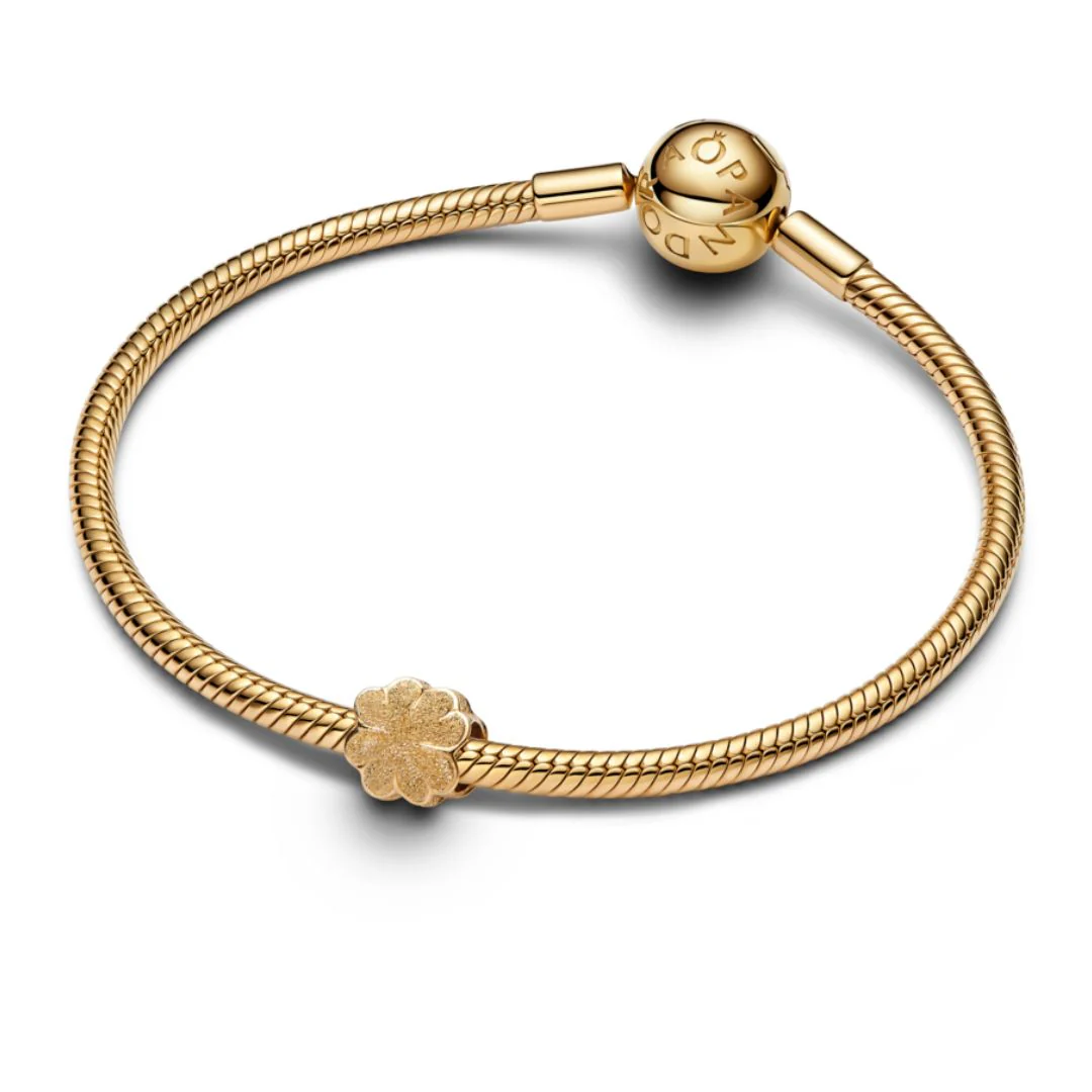 Pandora Moments Textured Clover mini hela, keltakullattu, 764047C00 - Image 3