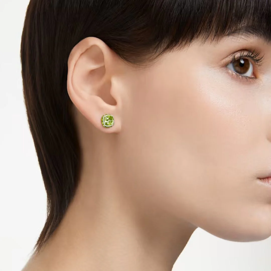 Swarovski Birthstone August korvakorut, vaalea metalli ja vihreät kristallit 5661958 - Image 2