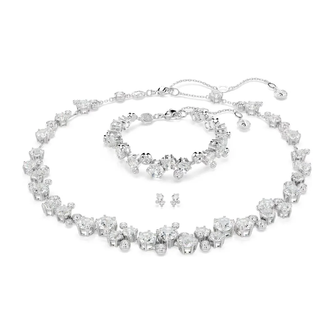 Swarovski Constella lahjasetti, kaulakoru, rannekoru ja korvakorut, vaalea metalli ja kirkkaat kristallit 5738285