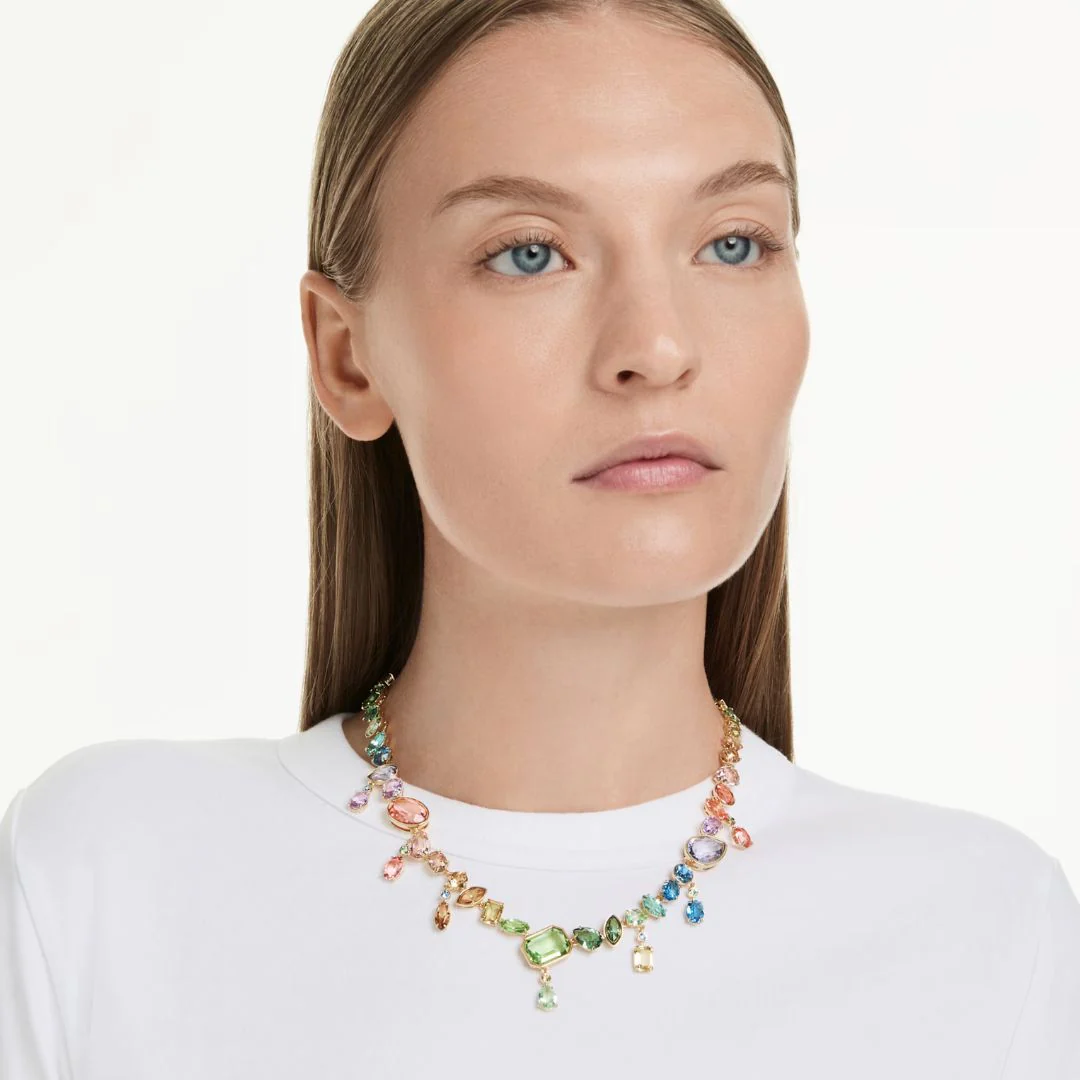 Swarovski Gema kaulakoru, keltakullattu ja eriväriset kristallit, 5737443 - Image 3