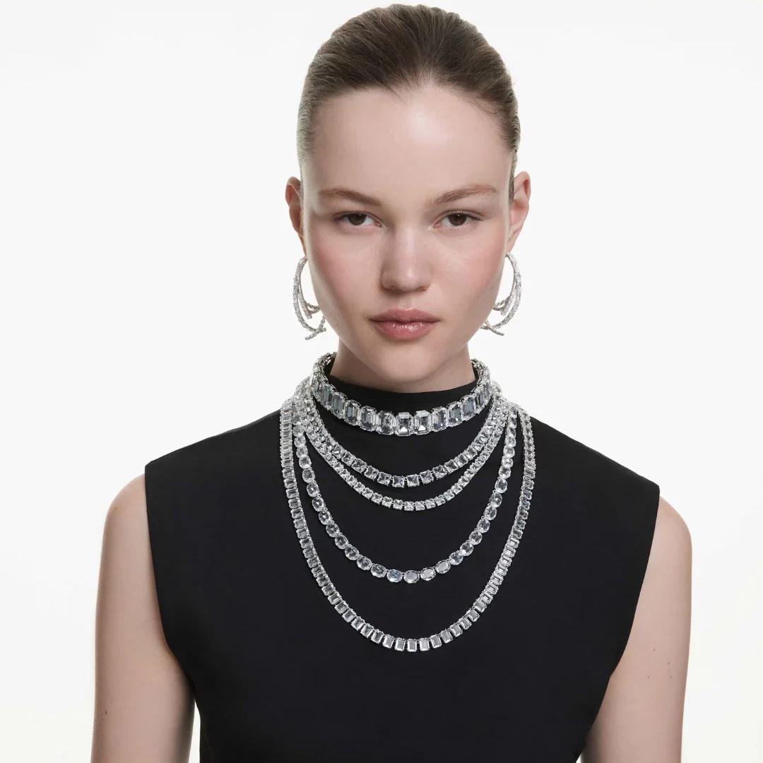 Swarovski Matrix rengaskorvakorut, vaalea metalli ja kirkkaat kristallit 5727098 - Image 5