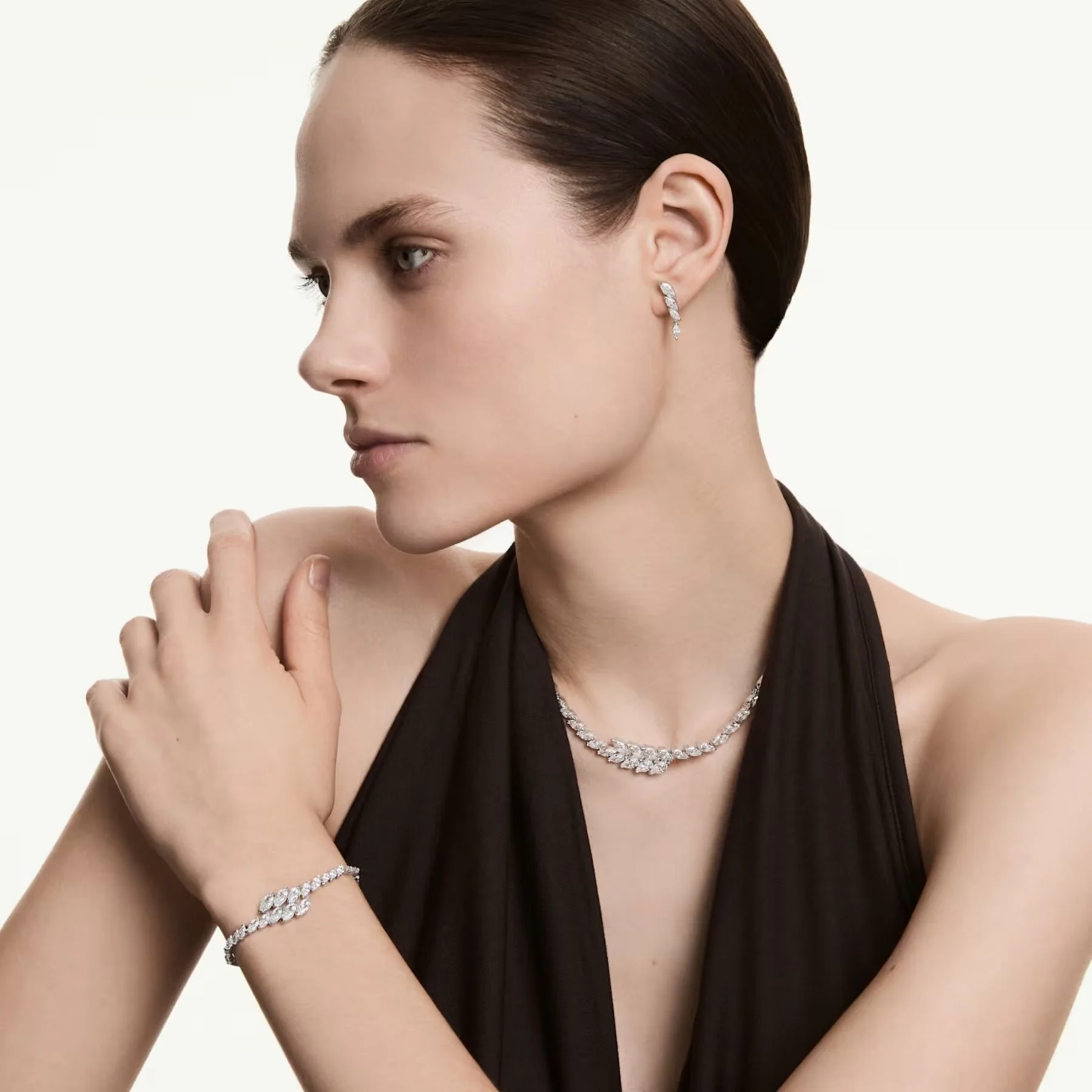 Swarovski Mesmera korusetti, kolme korua, vaalea metalli ja kirkkaat zirkoniat, 5762135 - Image 6